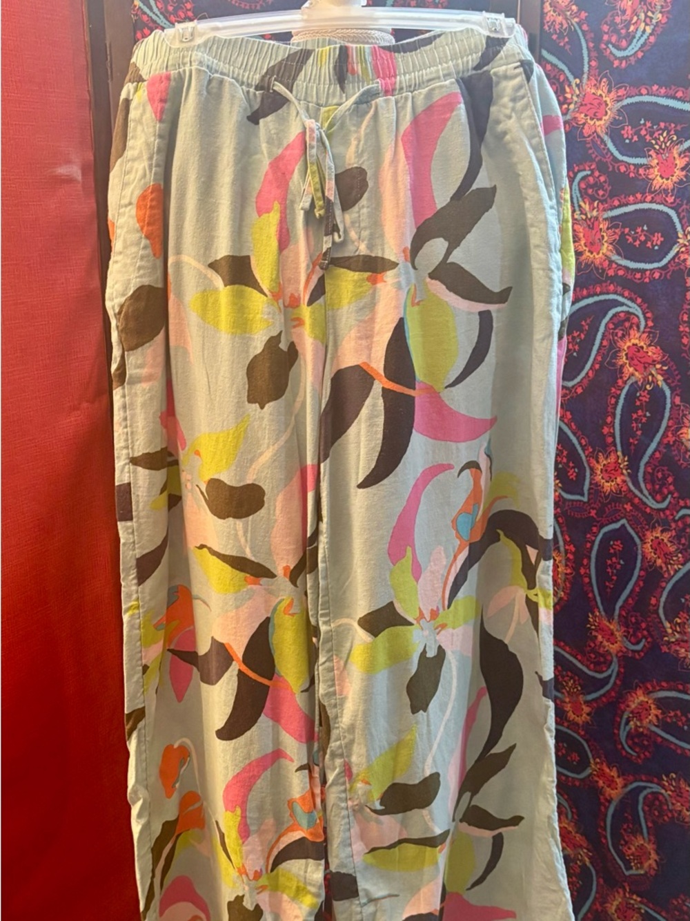 Colorful and upbeat Wide-Leg abstract Floral Print Pants/palazzo